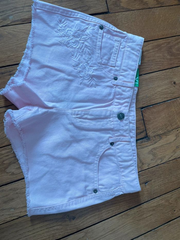 Short rose Benetton
