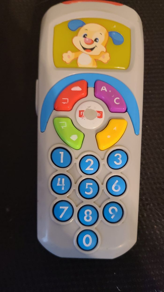 Fisher-Price Jouet D’Éveil Musical La Télécommande De Puppy Rires & Éveil, Stimulation Vue, Ouïe Et - photo numéro 3