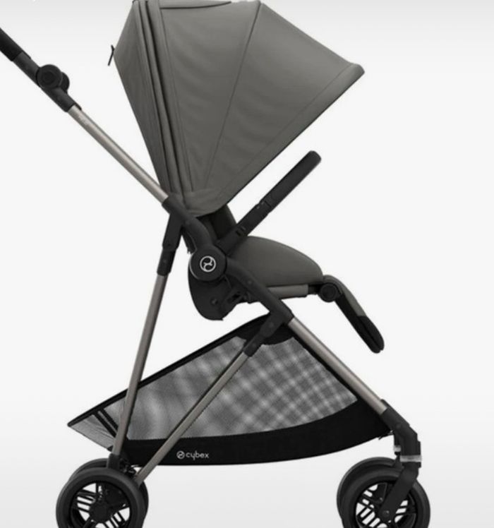 Poussette Cybex Melio avec protection pluie– ultra légère et compacte – très bon état - photo numéro 4