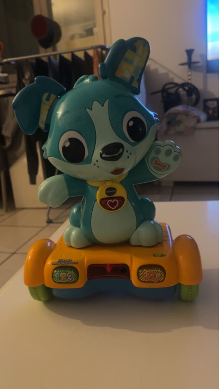 Titou sur sont hoverboard e - photo numéro 2