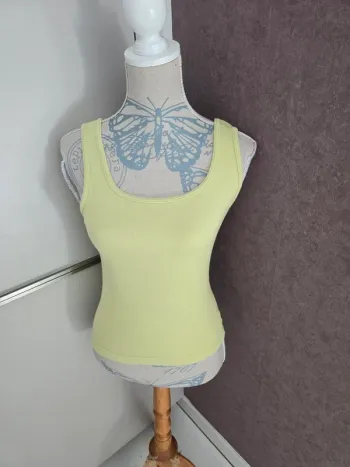 Débardeur Misskow taille 38 40 très bon état