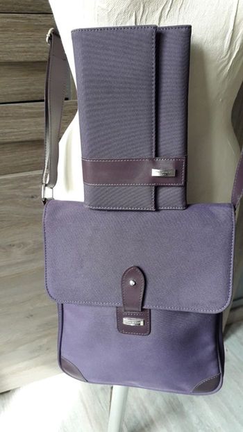 Ensemble sac et compagnon violet Paquetage