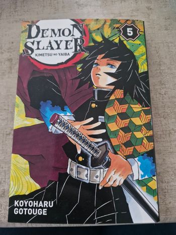 Livre manga demon slayer tome 5