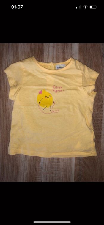 Tee shirt tape à l œil jaune