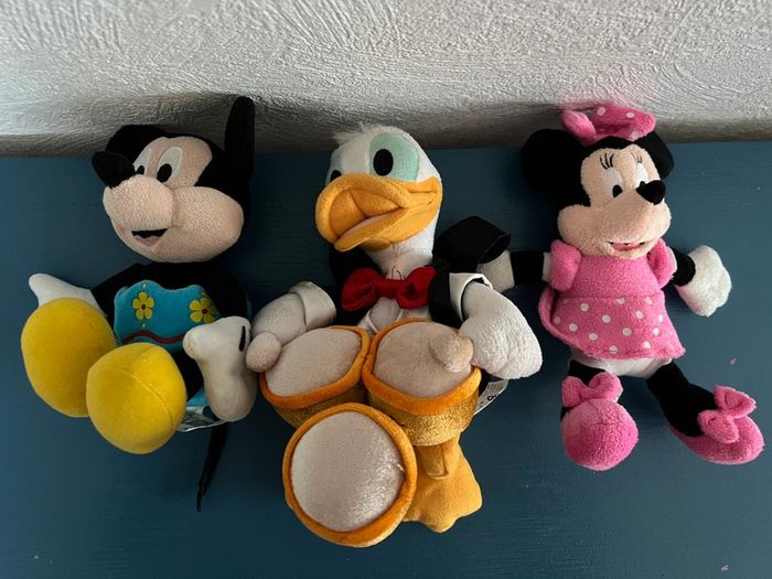 Peluche Disney Mickey - photo numéro 2