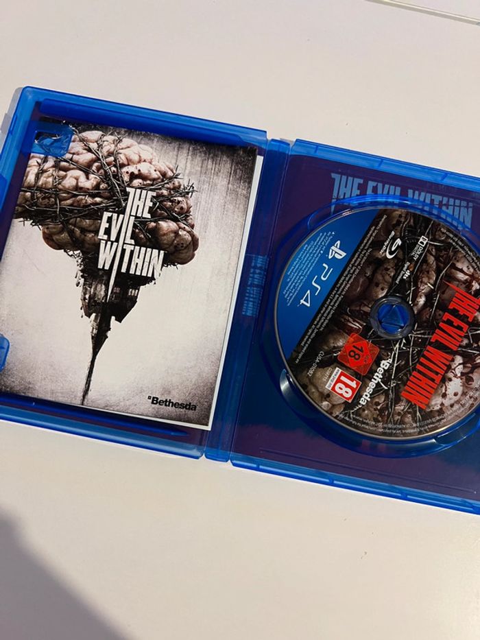 The evil within PS4 - photo numéro 2