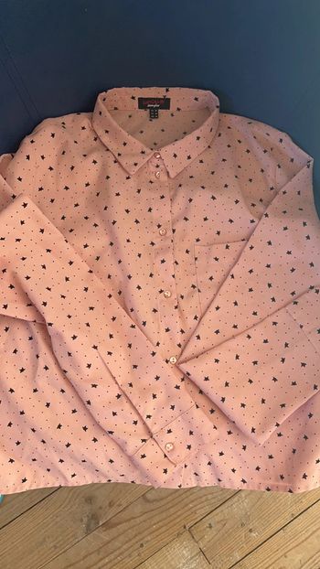 camiseta jennyfer S/M