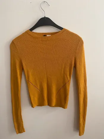 Pull fin jaune moutarde