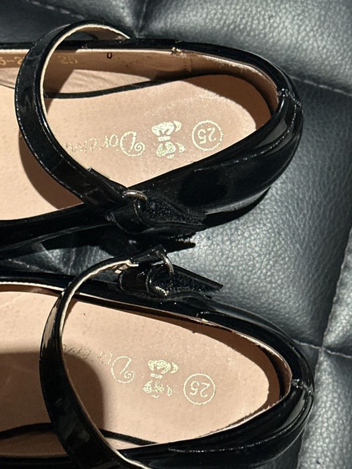 Chaussures de cérémonie avec petits talons - photo numéro 4