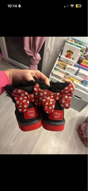 Ugg Disney 25