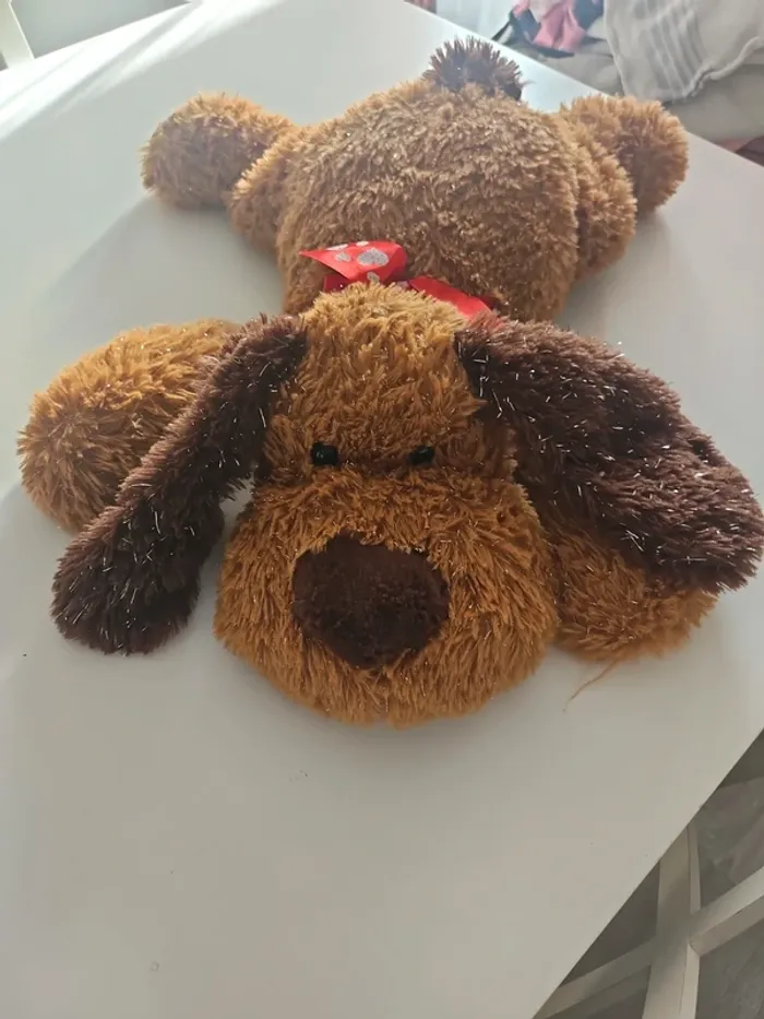 Grosse peluche chien - photo numéro 2
