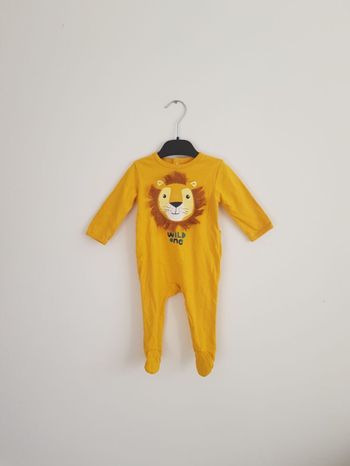 Pyjama en coton taille 6 mois