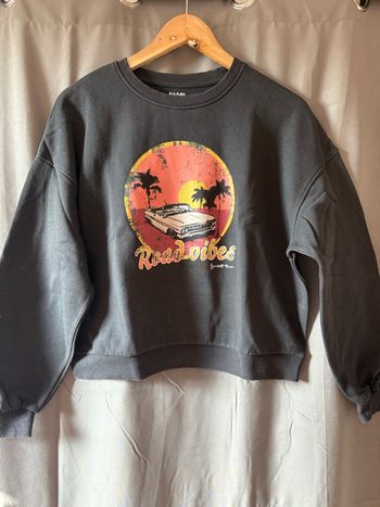 Pull noir