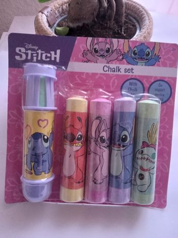 Lot 5 craies avec support pour trottoir ou marelle stitch 