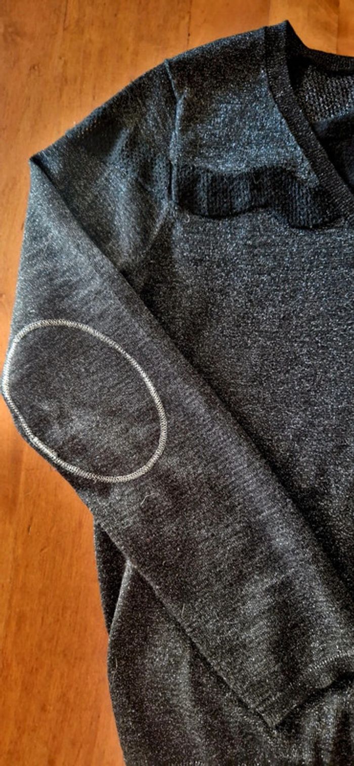 Pull col V, fils argenté - photo numéro 2