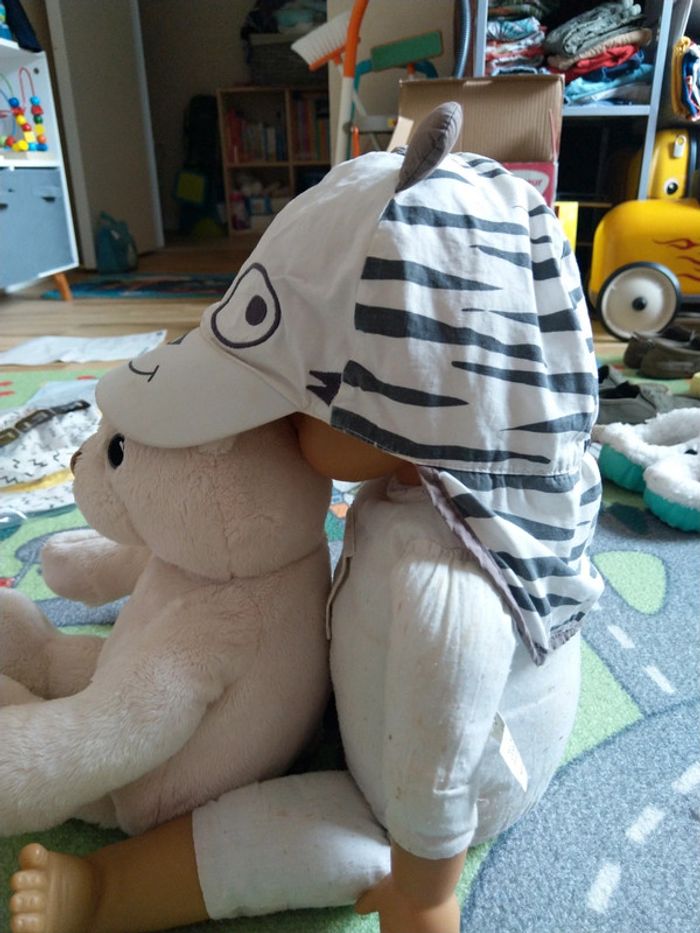 Lot casquettes et lunettes de soleil 2-4 ans - photo numéro 9