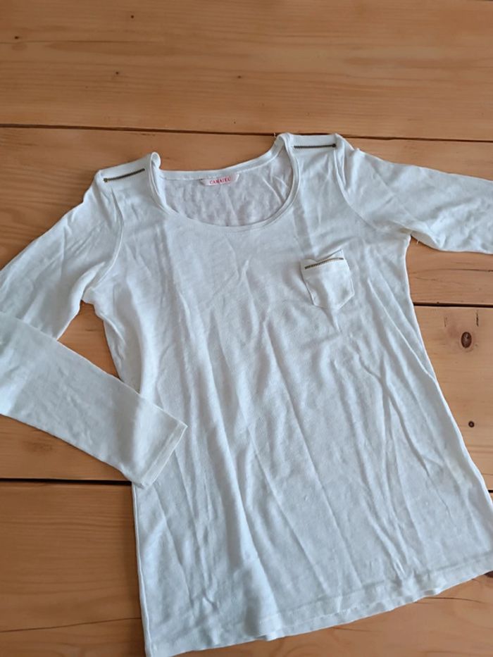 Tee-shirt manches longues blanc taille 2