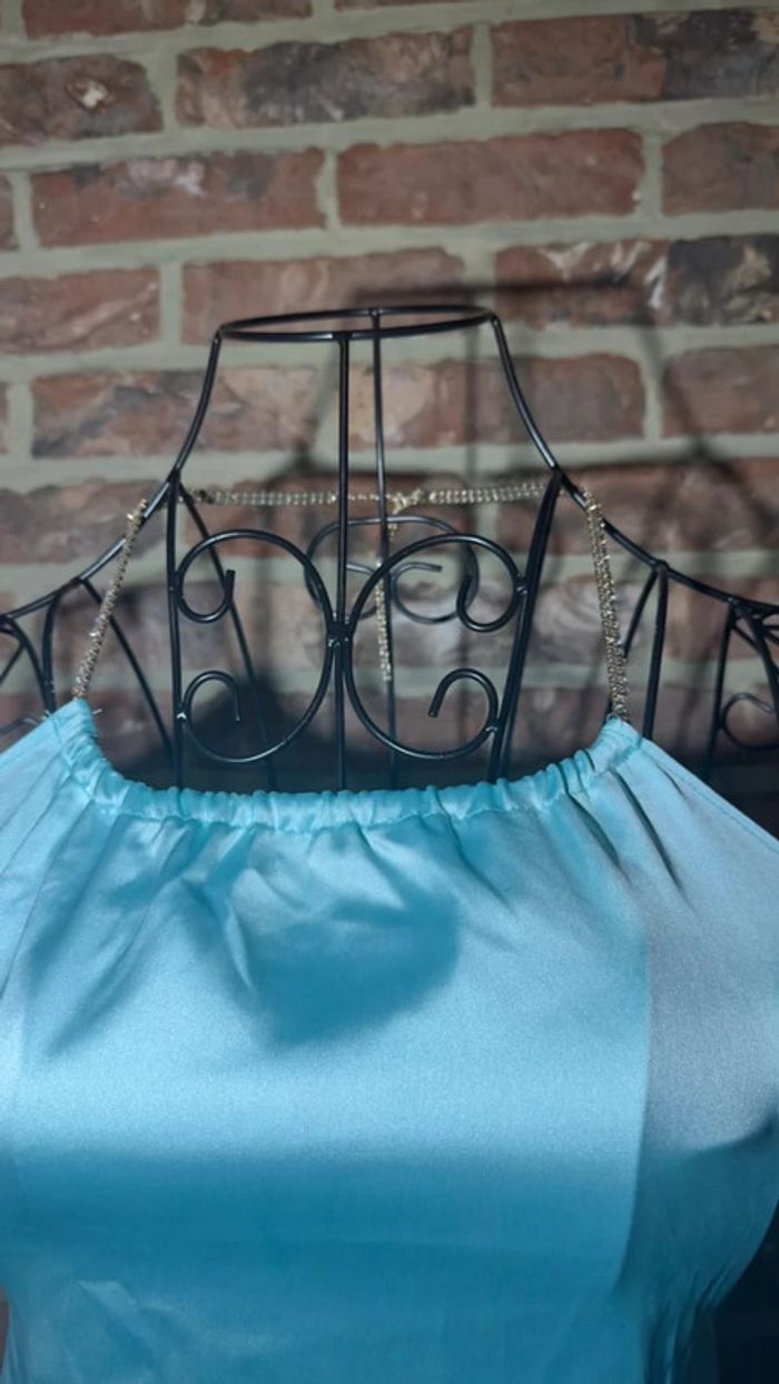 Top bleu satiné dos nu Bershka Taille S / 36 - photo numéro 3