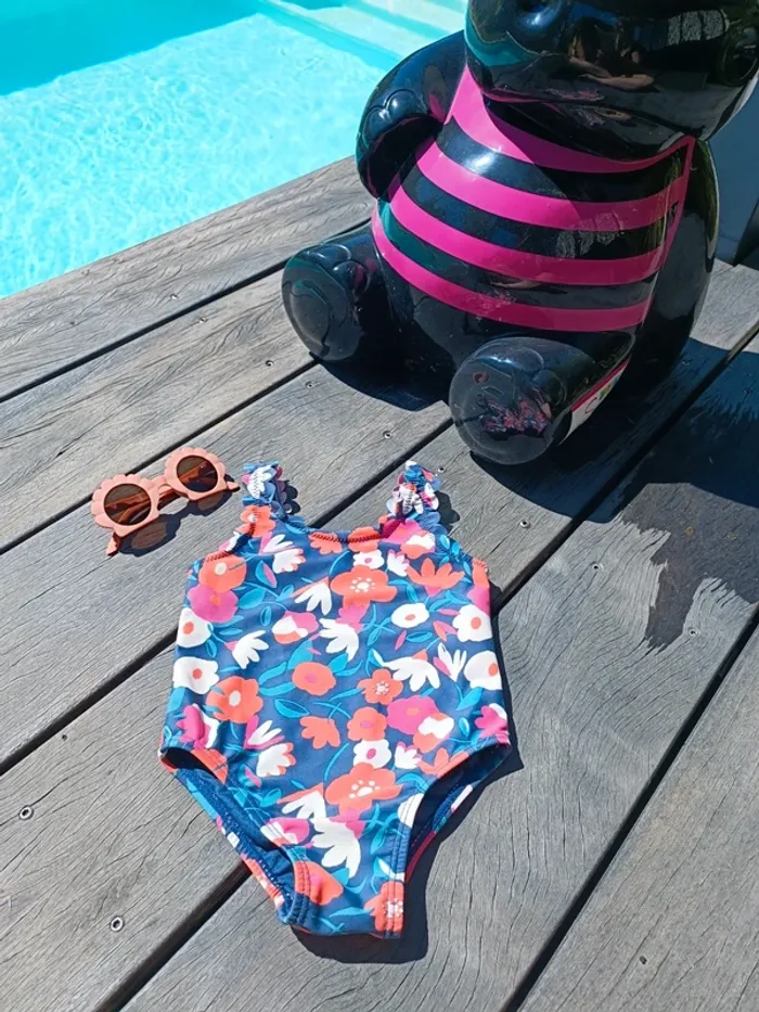 Maillot de bain fleuri 1 pièce TAO 12 mois - photo numéro 2