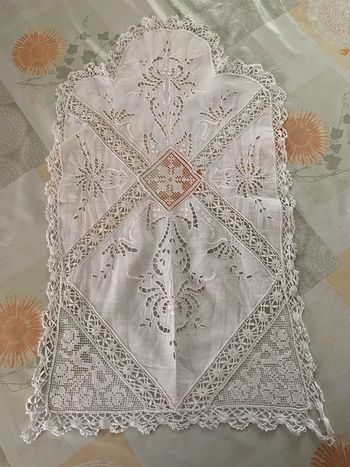 Napperon blanc  ~40x70cm