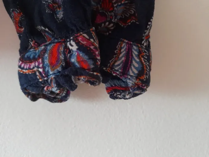 Blouse manches longues et décolleté V - photo numéro 3