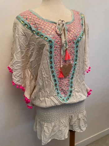 Robe sublime et colorée