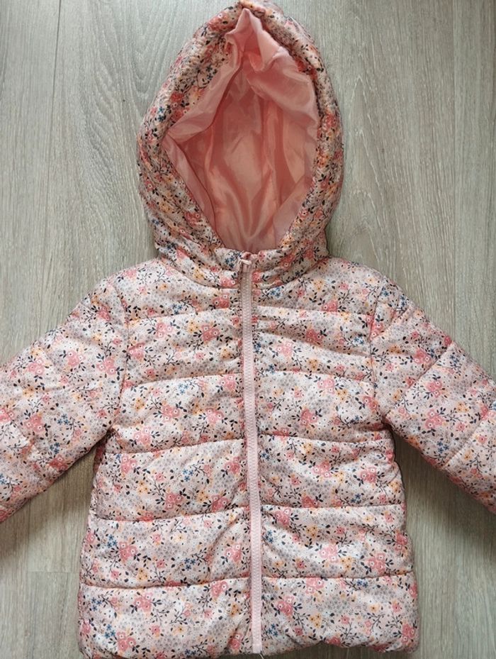 Doudoune rose saumon fleurs fille 12 mois Pat et Ripaton