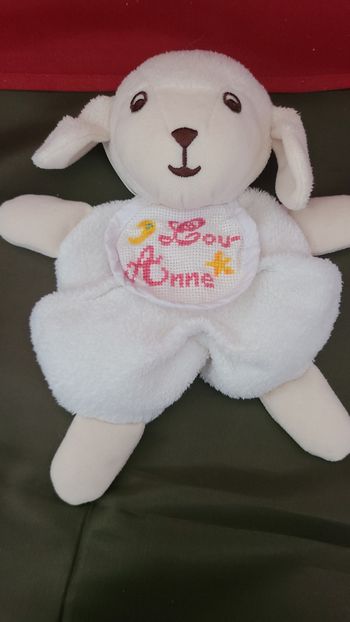 DMC DOUDOU MOUTON BLANC BAVOIR