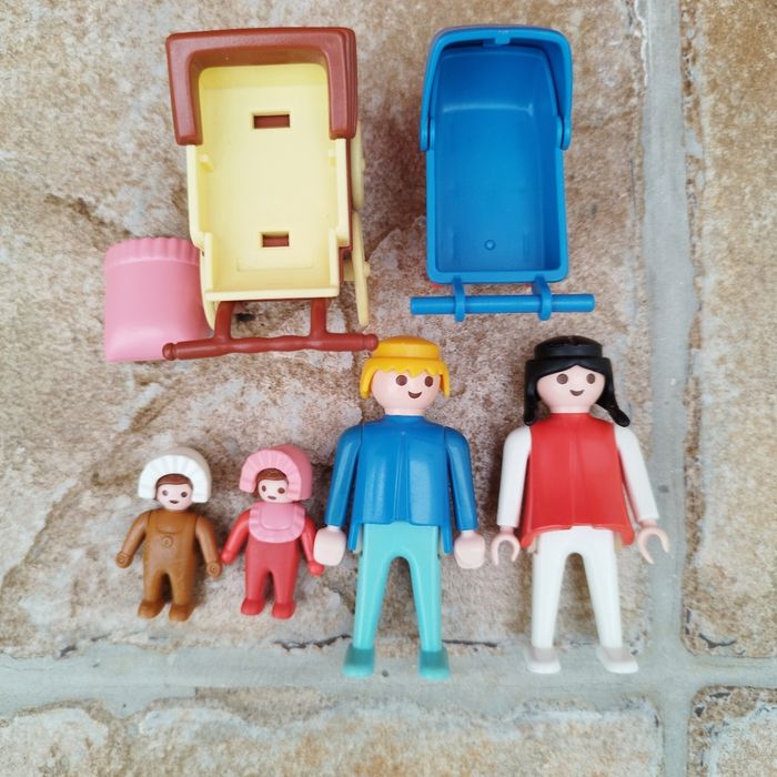 Landaus et personnages vintages playmobil - photo numéro 2