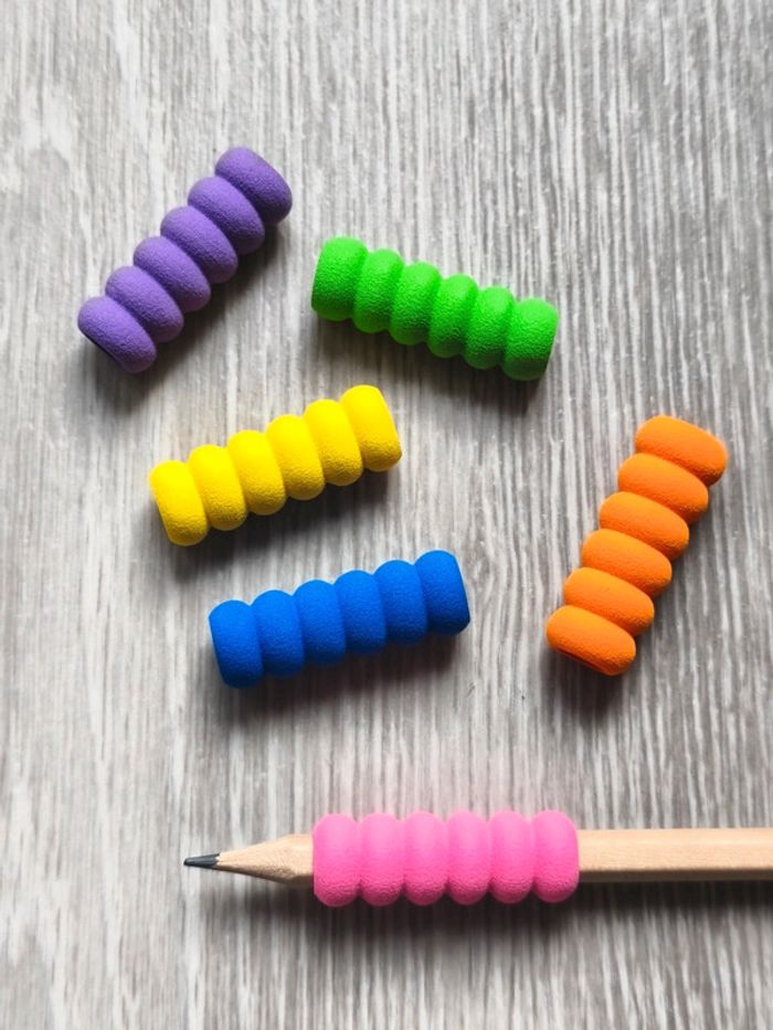 Correcteur de posture d'écriture en mousse souple petit - photo numéro 2