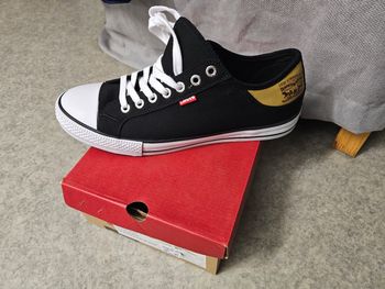 Levi's basket stan buck pointure 45 homme neuve avec boite 55e