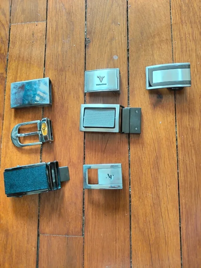 Lot de boucles ceinture homme + 1 ceinture noire en cuir - photo numéro 2