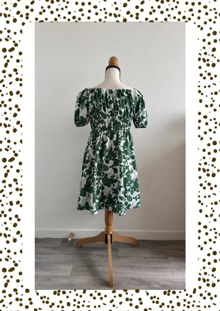 Robe verte à imprimé floral – taille M – neuve - photo numéro 2