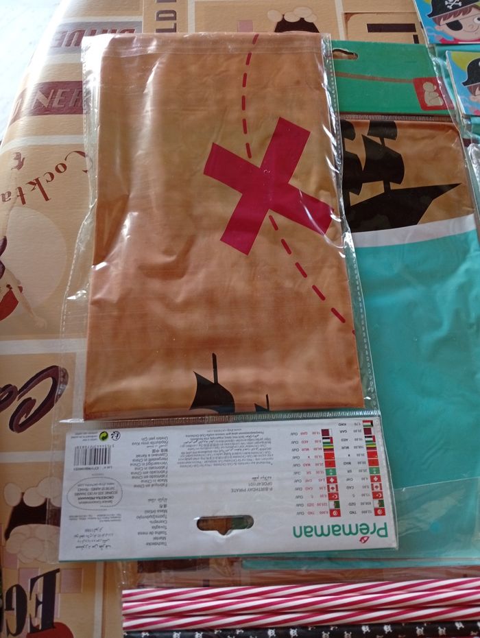 Lot anniversaire garçon - photo numéro 3