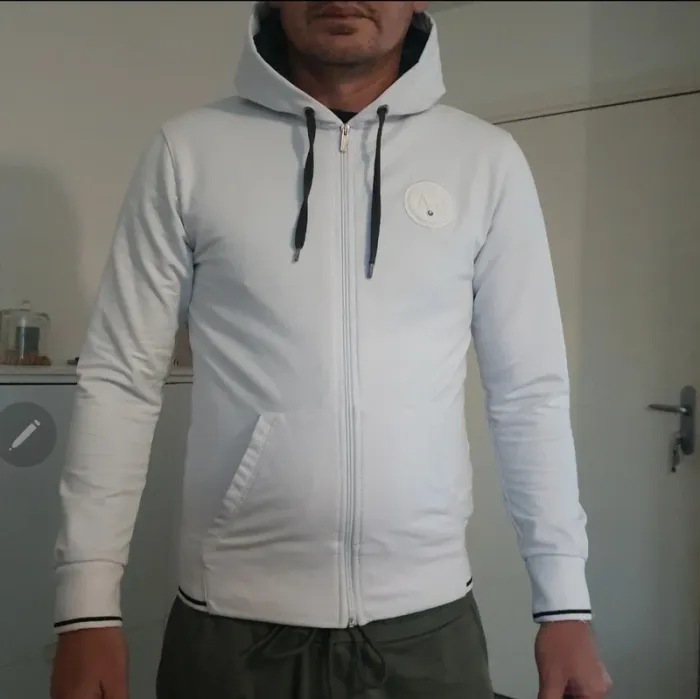 Veste capuche armani jeans