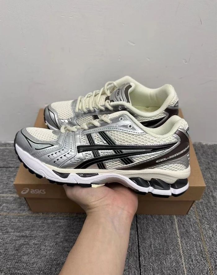 Asics Gel Kayano 14 taille 39.5 - photo numéro 7