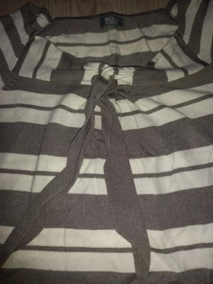 Pull rayé neuf - photo numéro 2