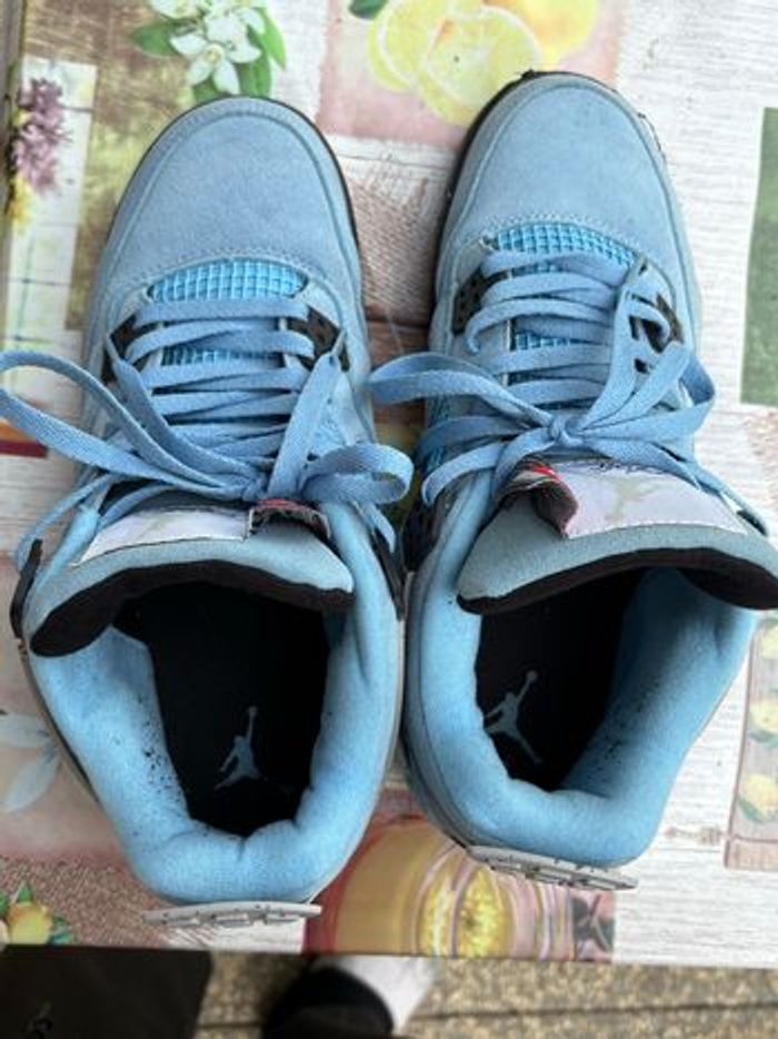 Nike  Jordan 4 Rétro University Blue. - photo numéro 4