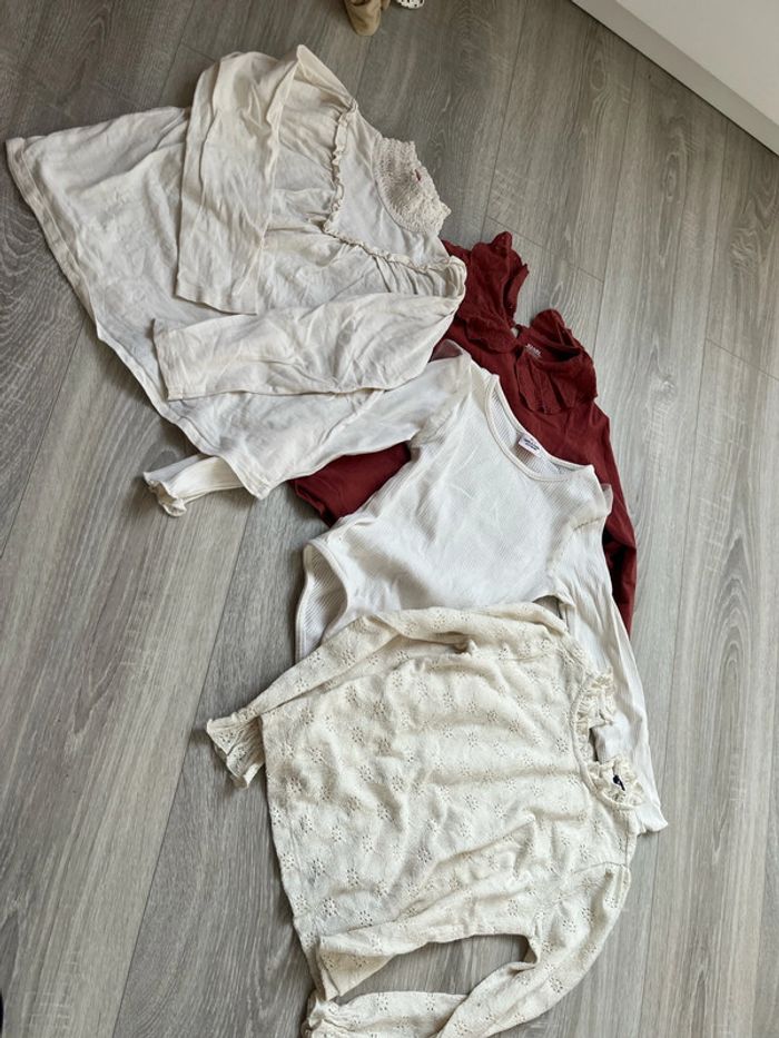 Lot 4 teeshirt manche longue 5 a 6 ans fille