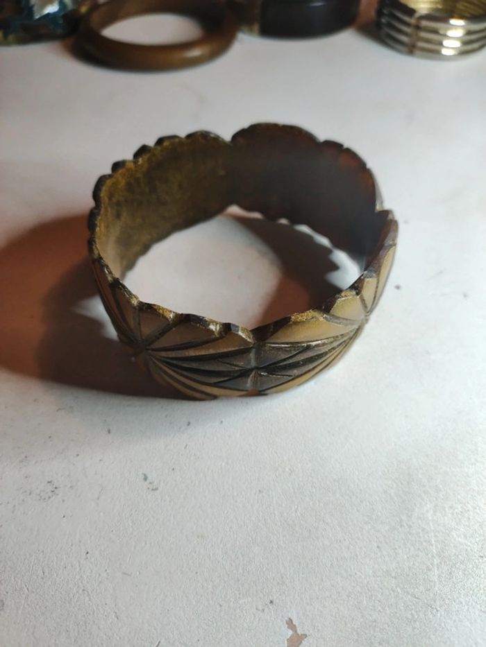 Bracelet en bois vernis vintage - photo numéro 2