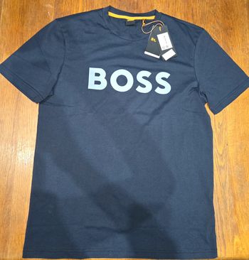 T-Shirt Boss neuf