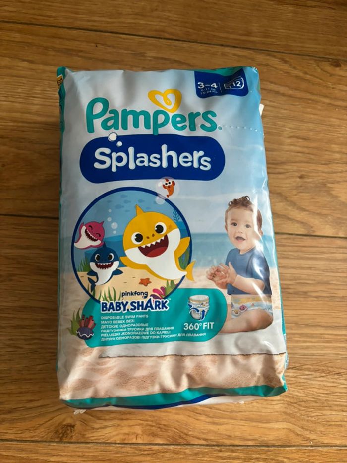 12 couches Pampers Splashers BabyShark 3-4 - photo numéro 3