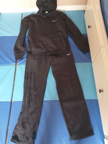 Ensemble Nike taille S homme 