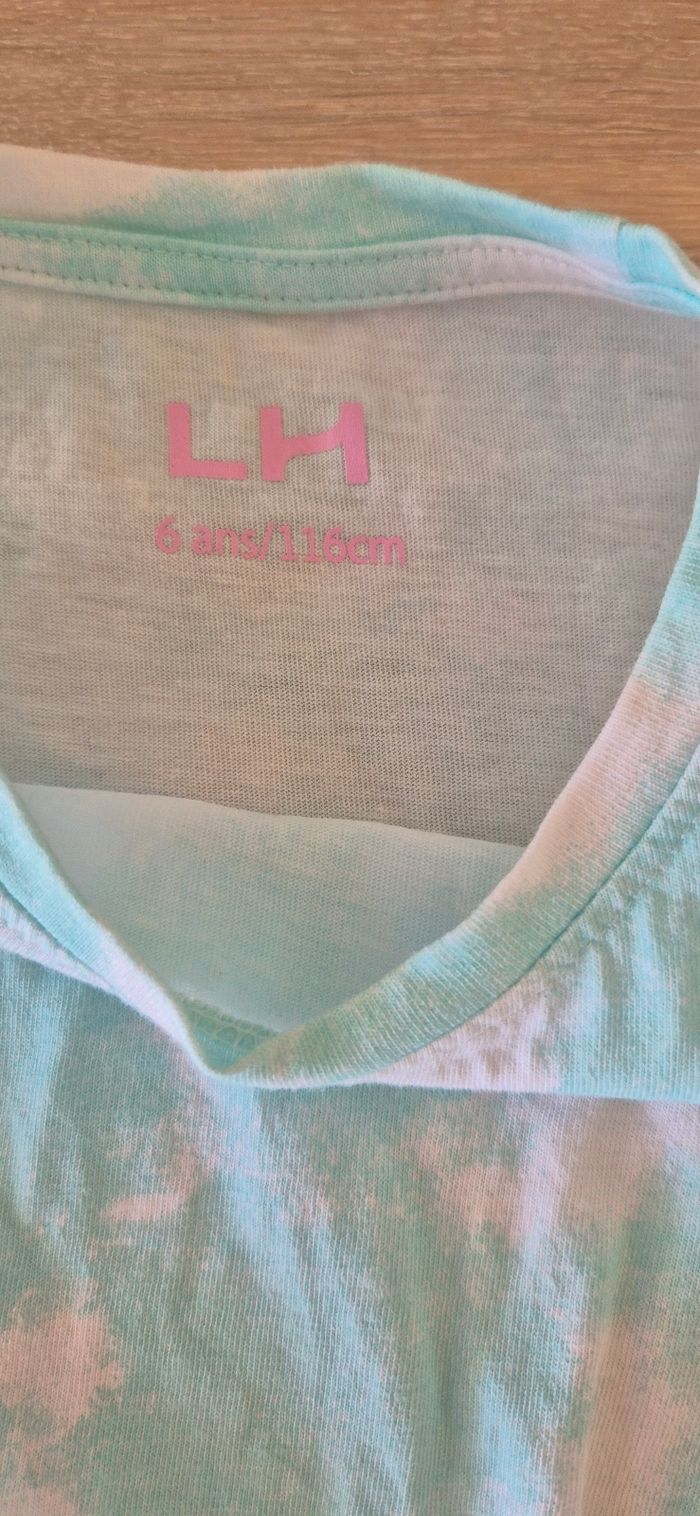 Tee-shirts noué - photo numéro 2