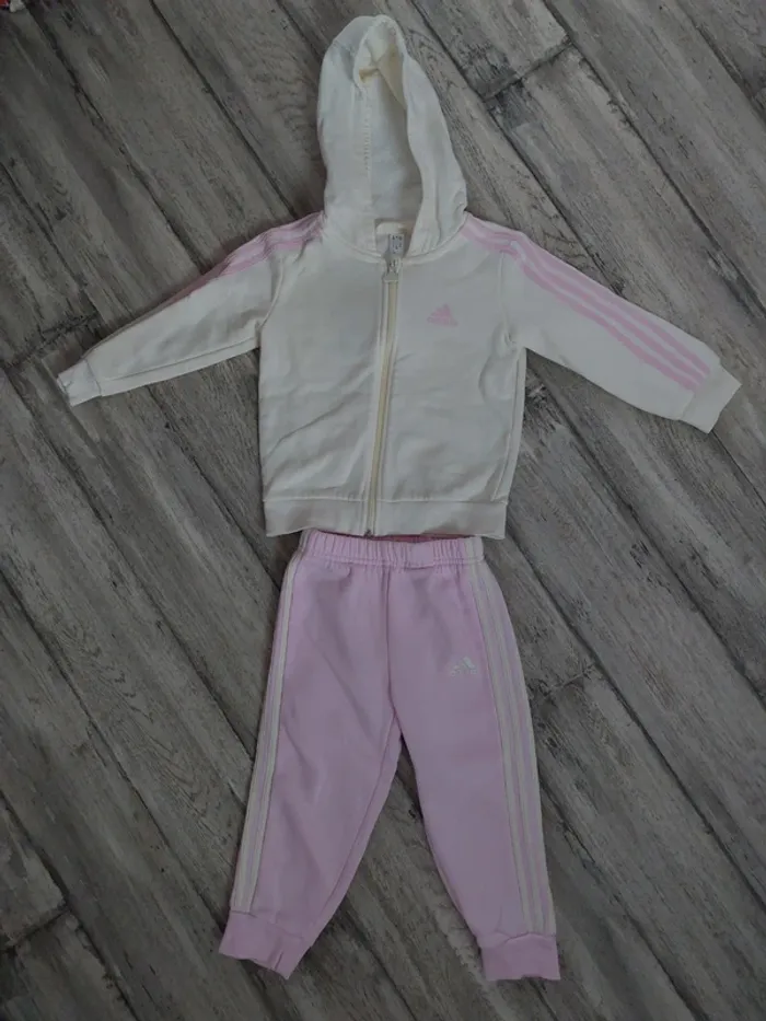 Ensemble adidas fille