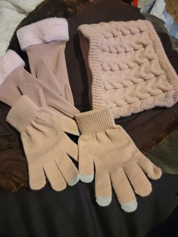 Tour de cou avec gant