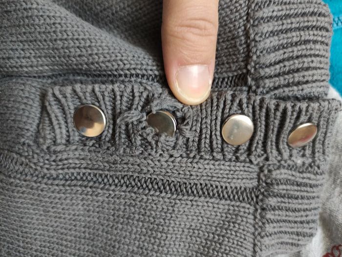 Lot pulls/gilets - photo numéro 2