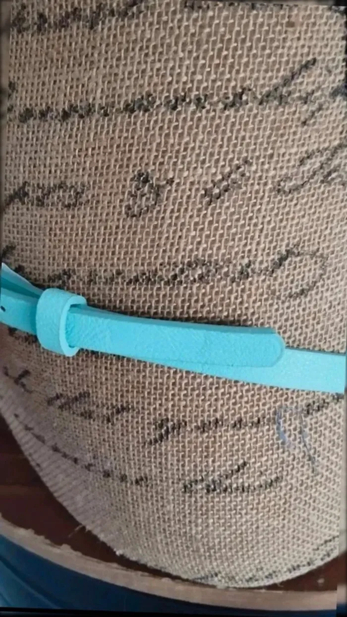 Ceinture fine bleu boucle effet noeud - photo numéro 6