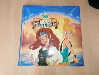 Livre la  fée clochette pirate