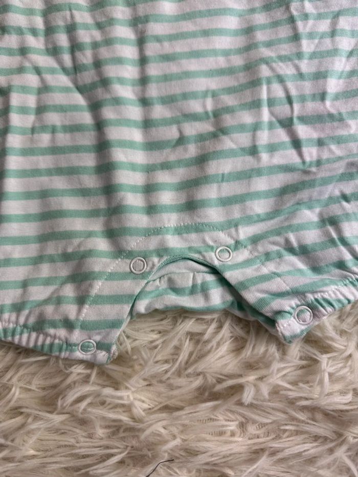 Barboteuse Hello Kitty taille 24 mois Kiabi - photo numéro 3